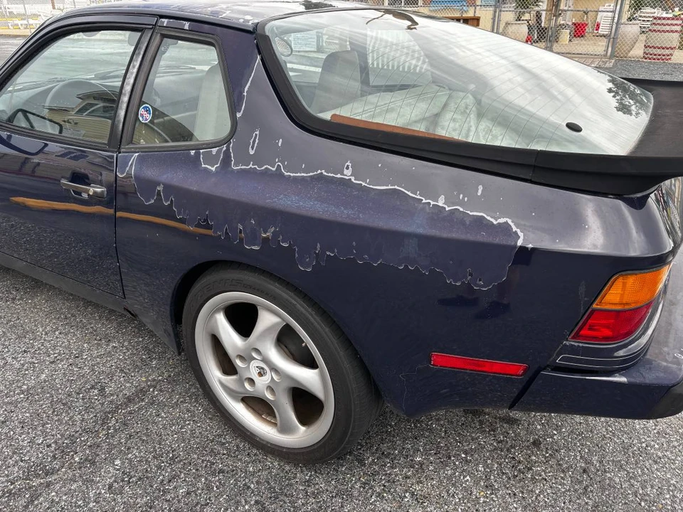 1987 Porsche 944 - Image 6 of 13