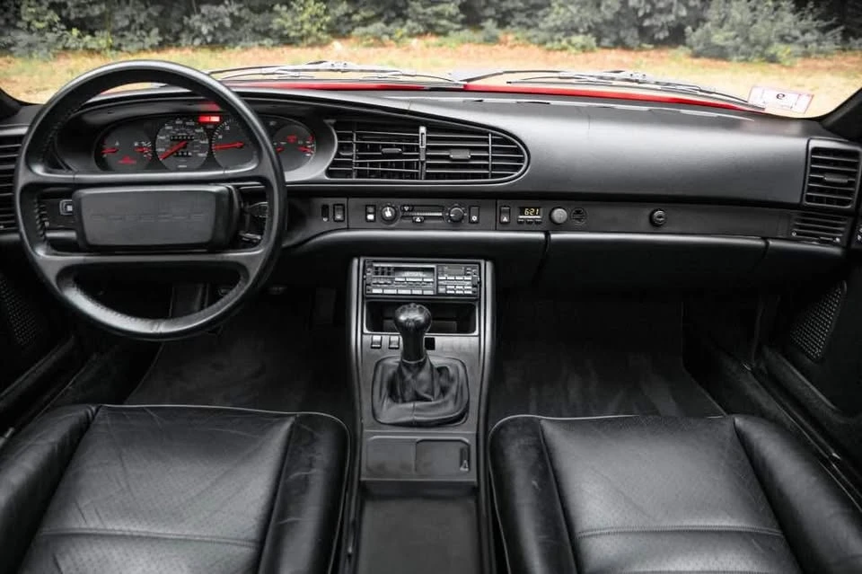 1987 Porsche 944 - Image 7 of 10