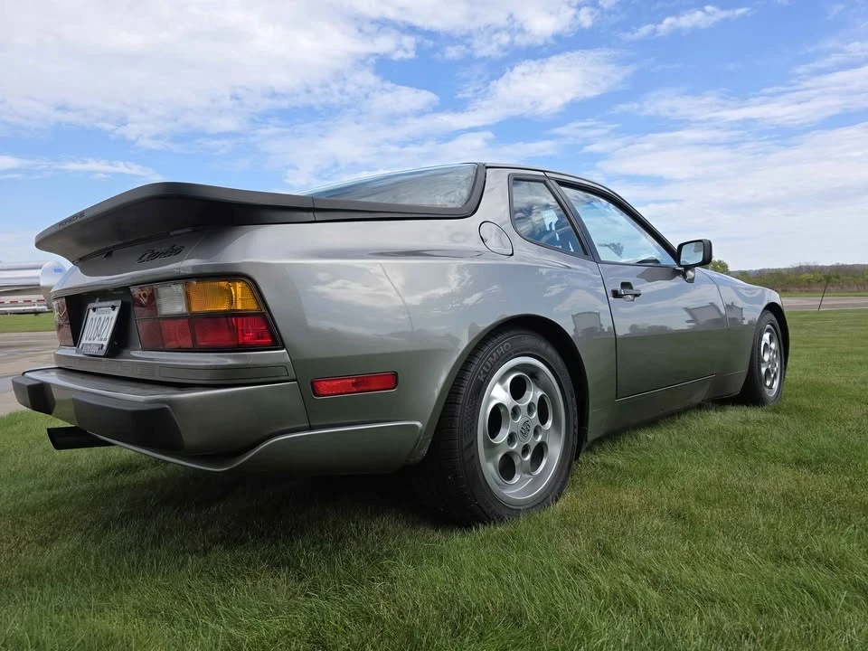 1987 Porsche 944 Turbo - Image 4 of 11