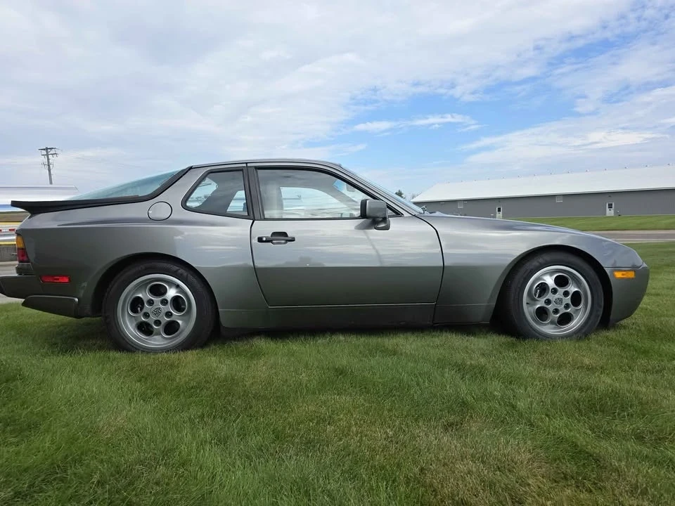 1987 Porsche 944 Turbo - Image 3 of 11