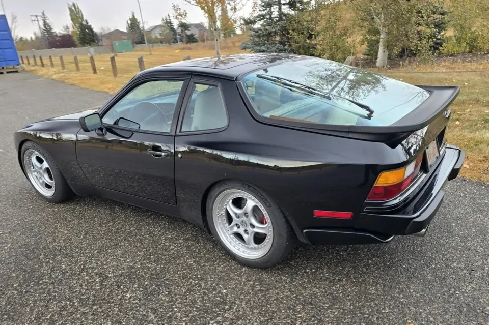 1987 Porsche 944 Turbo - Image 8 of 20