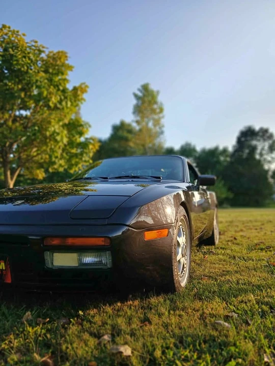 1987 Porsche 944 Turbo - Image 2 of 13