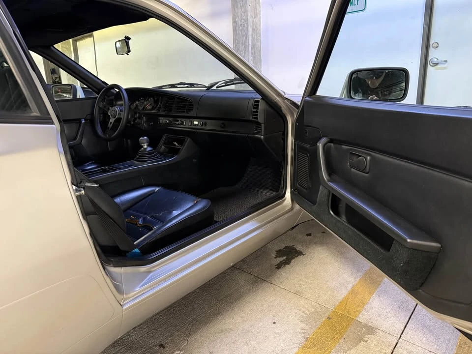 1987 Porsche 944 Turbo - Image 9 of 19