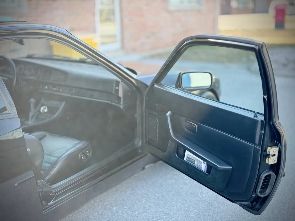 1987 Porsche 944 Turbo - Image 11 of 19