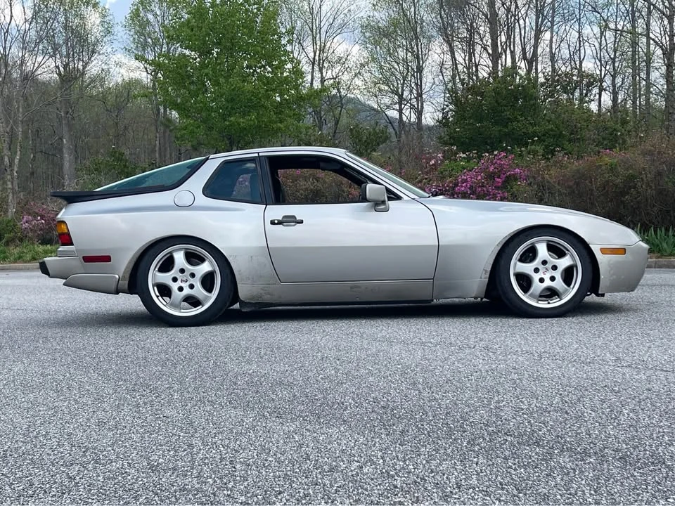 1987 Porsche 944 Turbo - Image 2 of 19