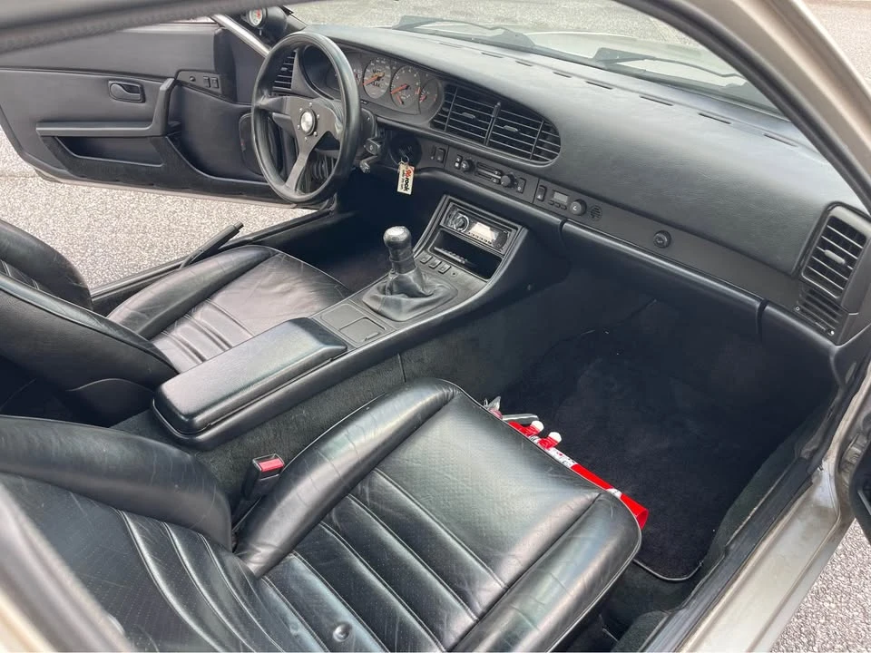 1987 Porsche 944 Turbo - Image 12 of 19