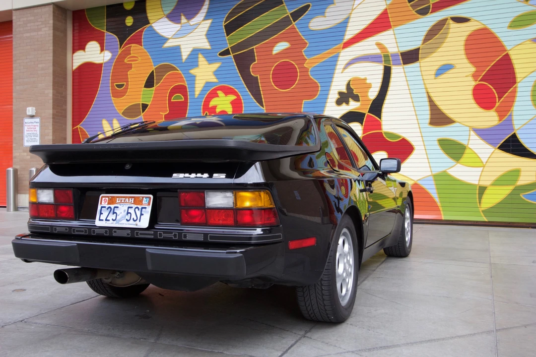 1987 Porsche 944 S - Image 13 of 31
