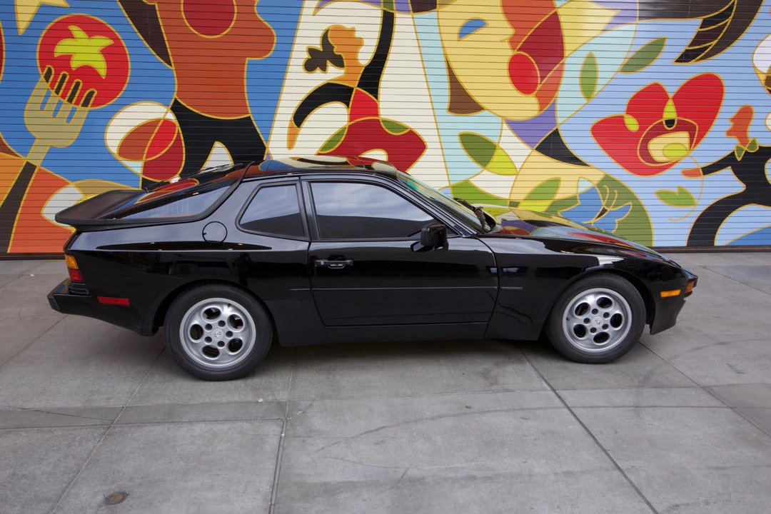 1987 Porsche 944 S - Image 2 of 31