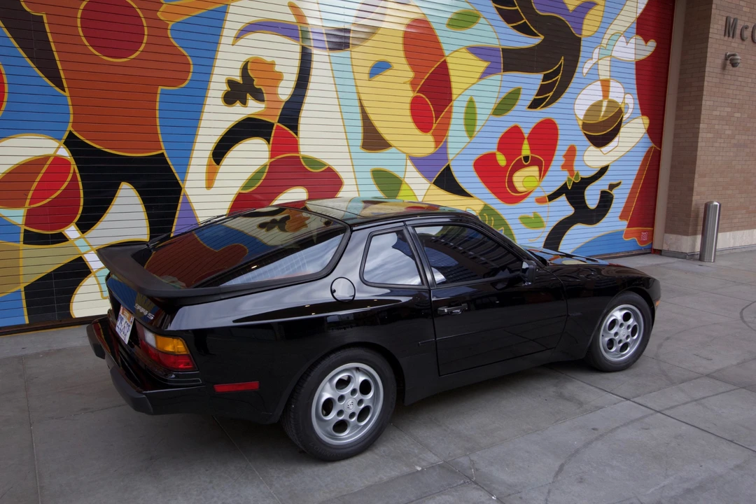 1987 Porsche 944 S - Image 12 of 31
