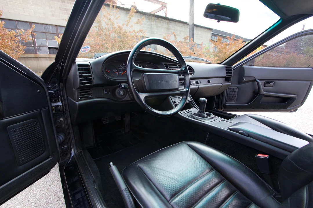 1987 Porsche 944 S - Image 25 of 31
