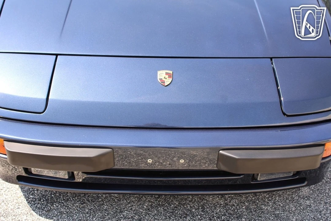 1987 Porsche 944 - Image 11 of 12