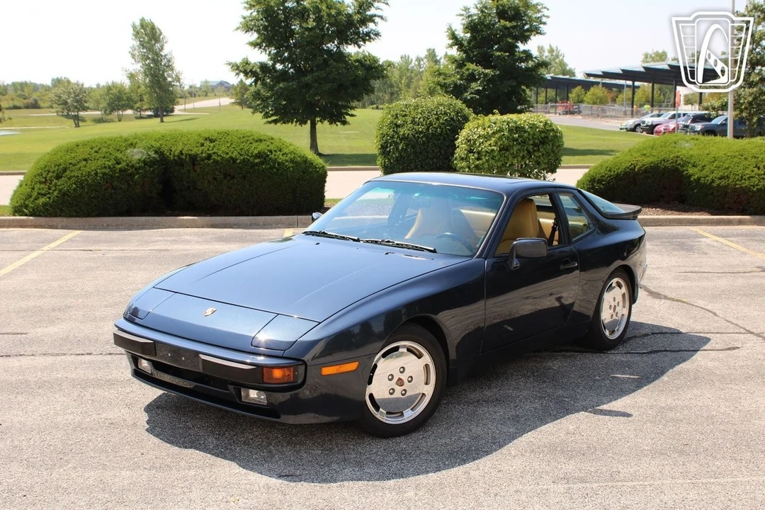 1987 Porsche 944 - Image 6 of 12