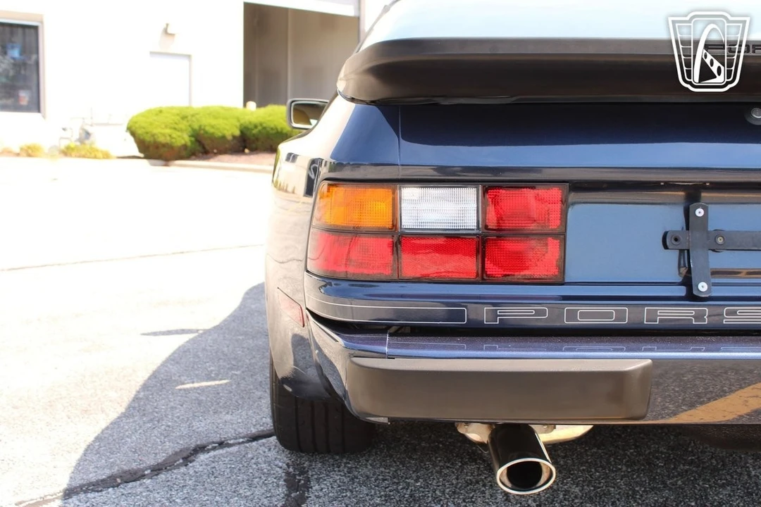 1987 Porsche 944 S - Image 24 of 31