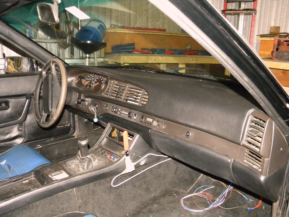 1987 Porsche 944 S - Image 11 of 25