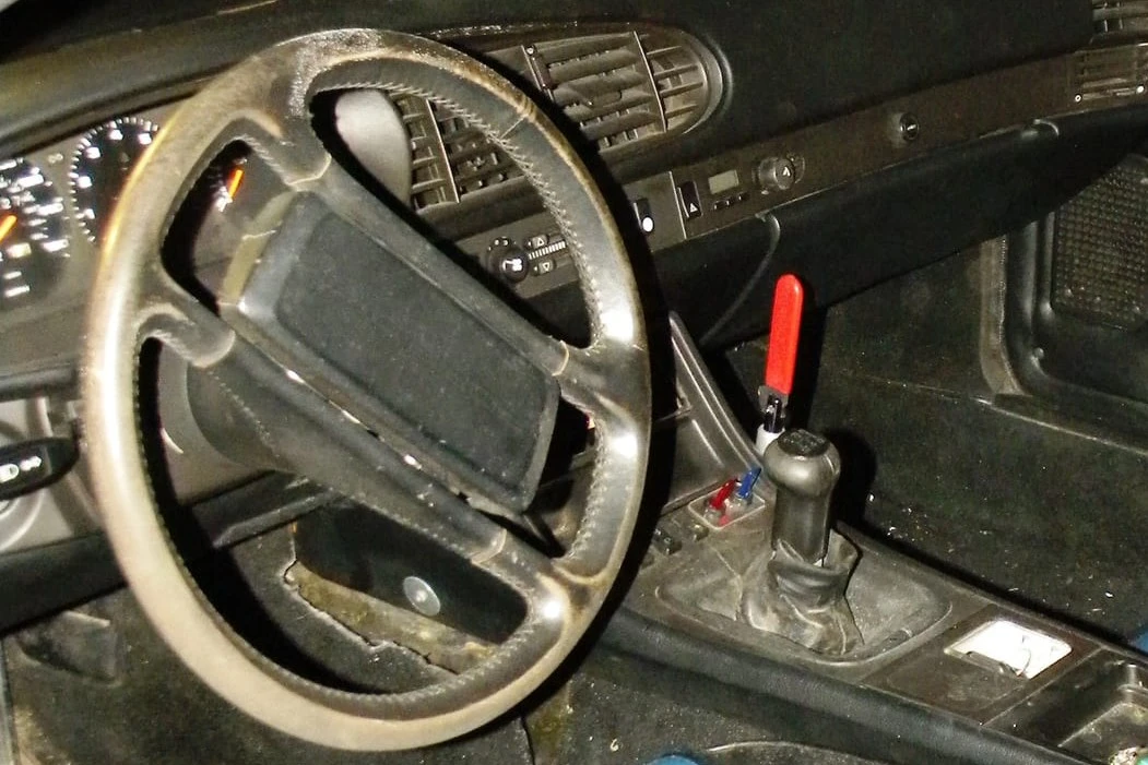 1987 Porsche 944 S - Image 12 of 25