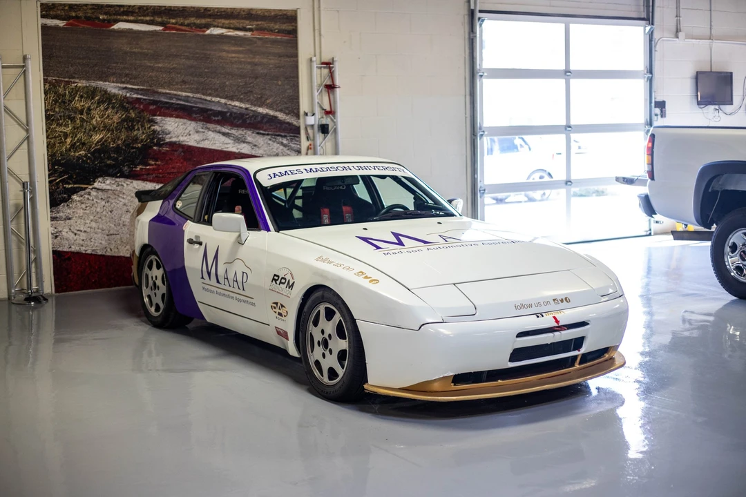 1987 Porsche 944 S - Image 6 of 31