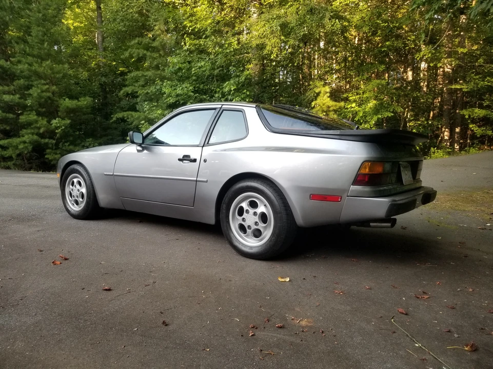 1987 Porsche 944 S - Image 18 of 31