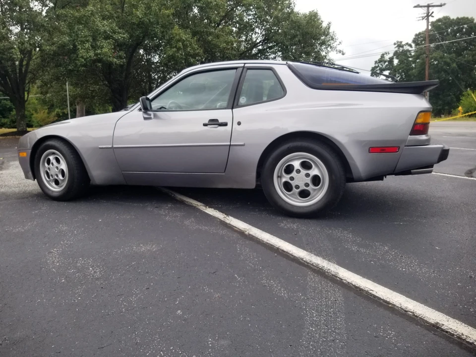 1987 Porsche 944 S - Image 16 of 31