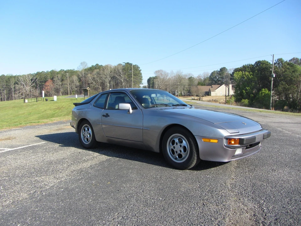 1987 Porsche 944 S - Image 2 of 31
