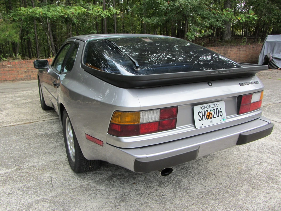 1987 Porsche 944 S - Image 11 of 31