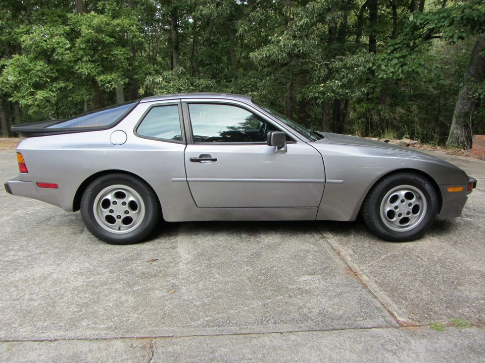 1987 Porsche 944 S - Image 15 of 31