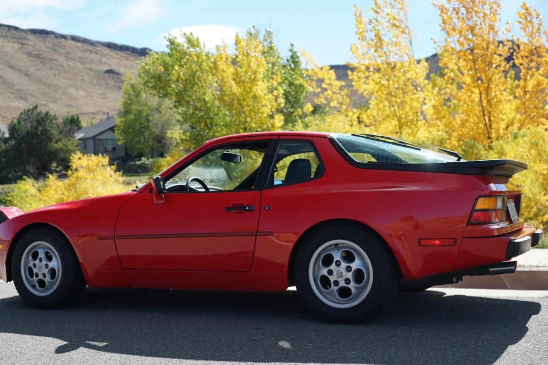 1987 Porsche 944 S - Image 12 of 31