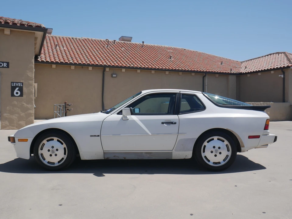 1987 Porsche 944 S - Image 18 of 31