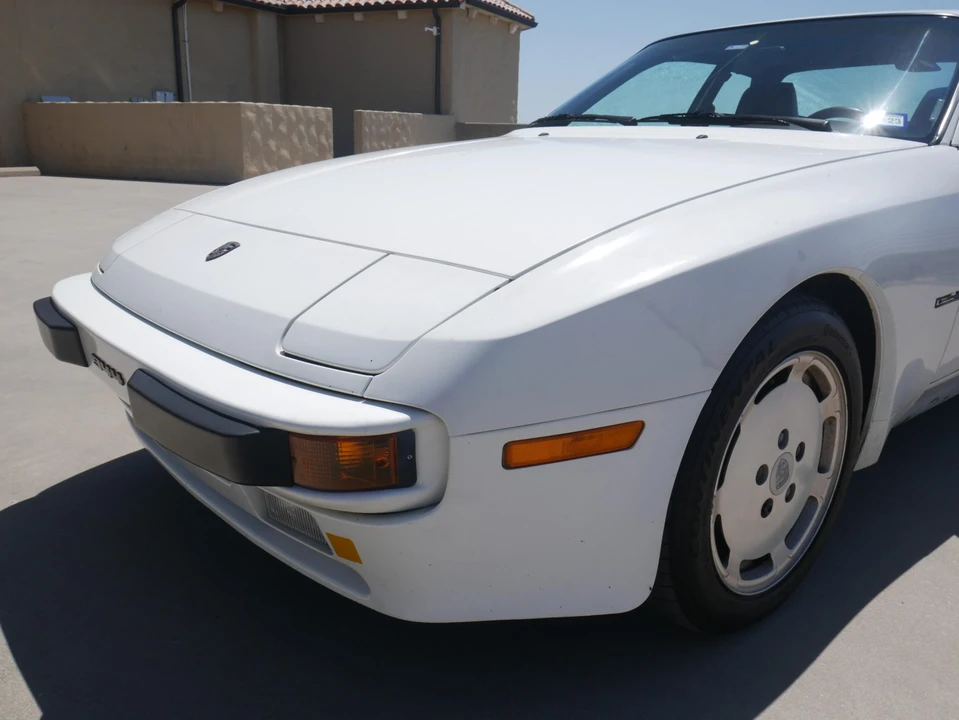 1987 Porsche 944 S - Image 19 of 31