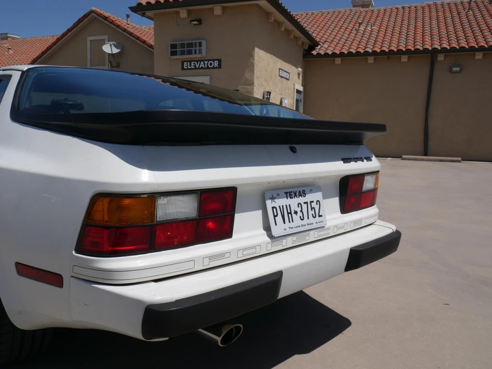 1987 Porsche 944 S - Image 27 of 31