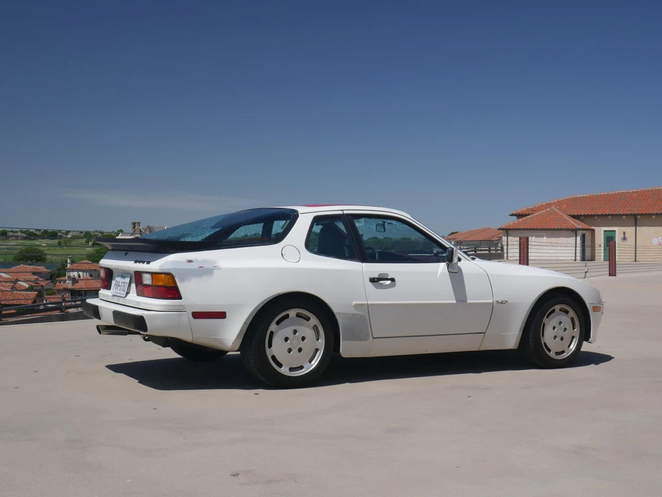 1987 Porsche 944 S - Image 10 of 31