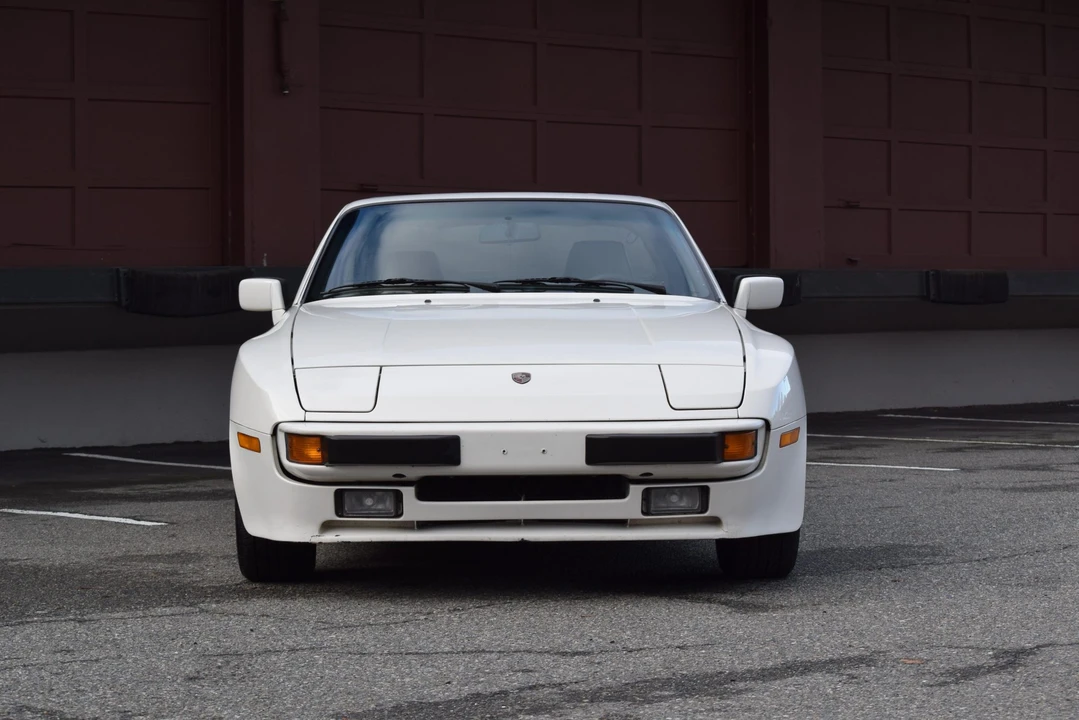 1987 Porsche 944 S - Image 7 of 31