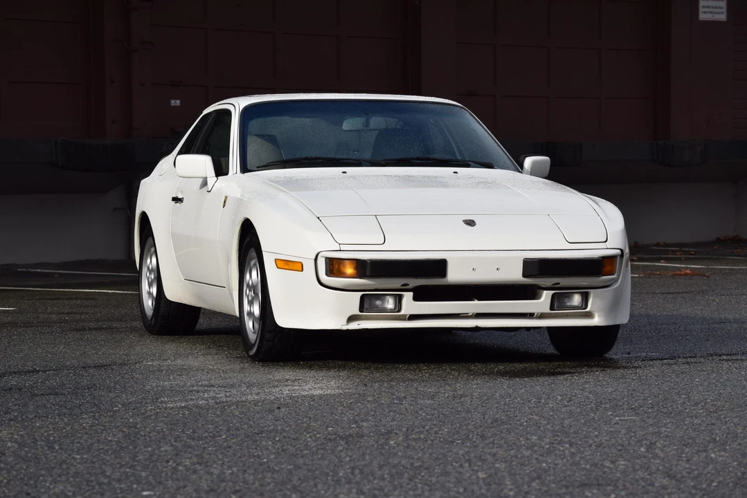 1987 Porsche 944 S - Image 14 of 31