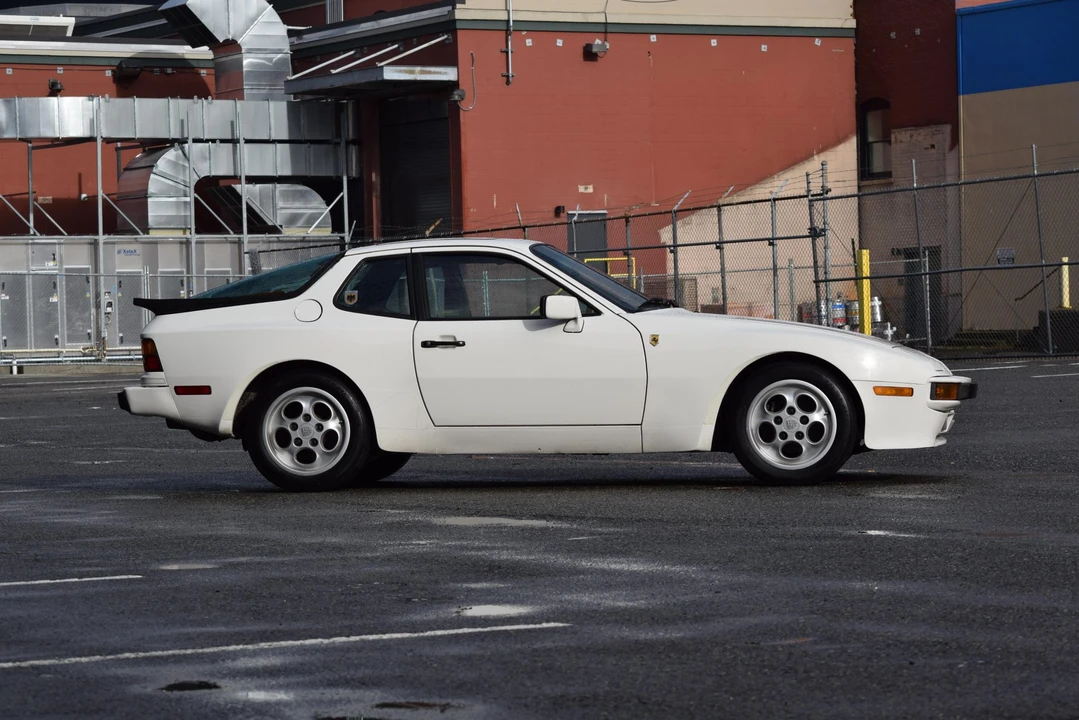 1987 Porsche 944 S - Image 21 of 31