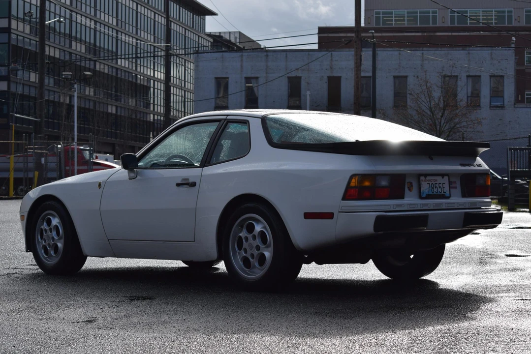 1987 Porsche 944 S - Image 28 of 31