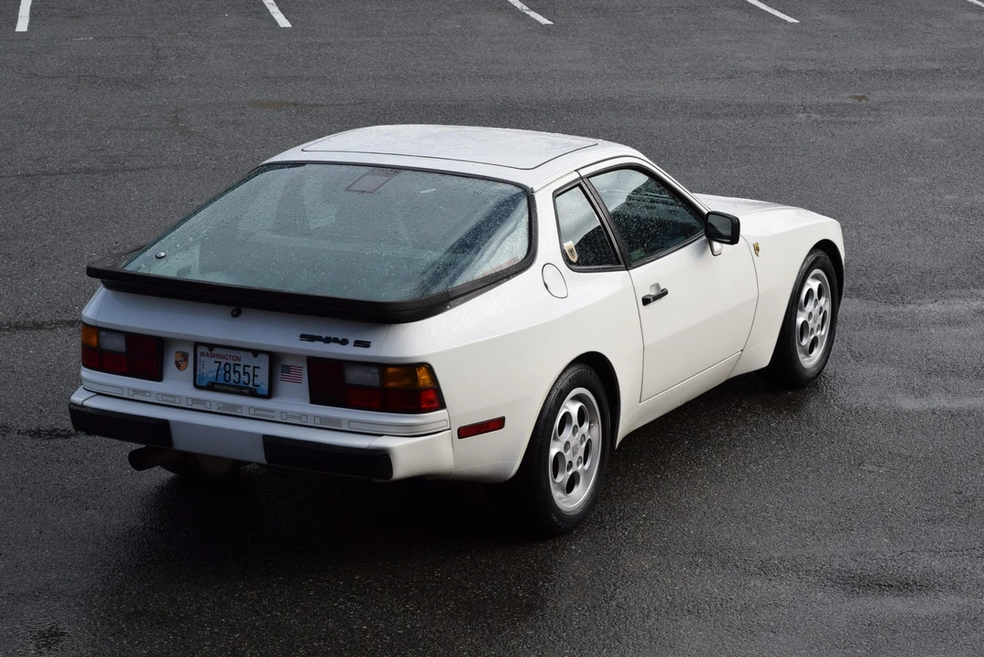 1987 Porsche 944 S - Image 24 of 31