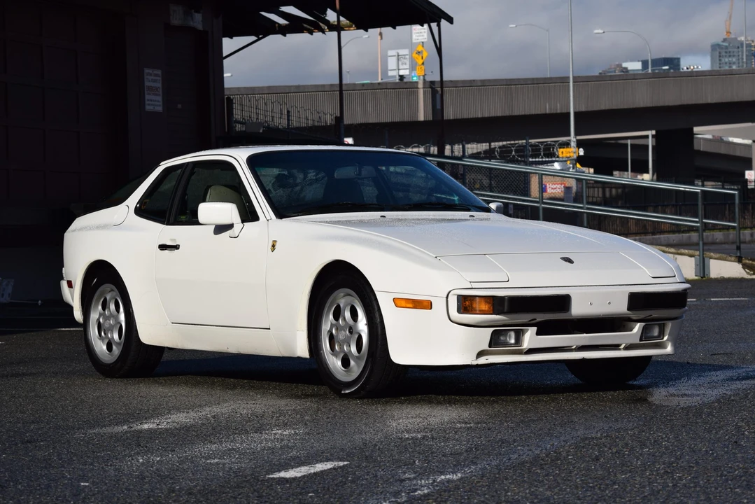 1987 Porsche 944 S - Image 15 of 31
