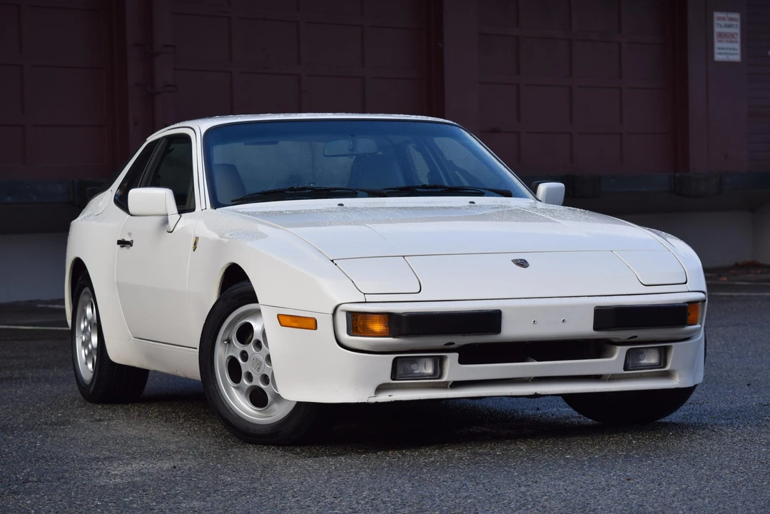 1987 Porsche 944 S - Image 13 of 31