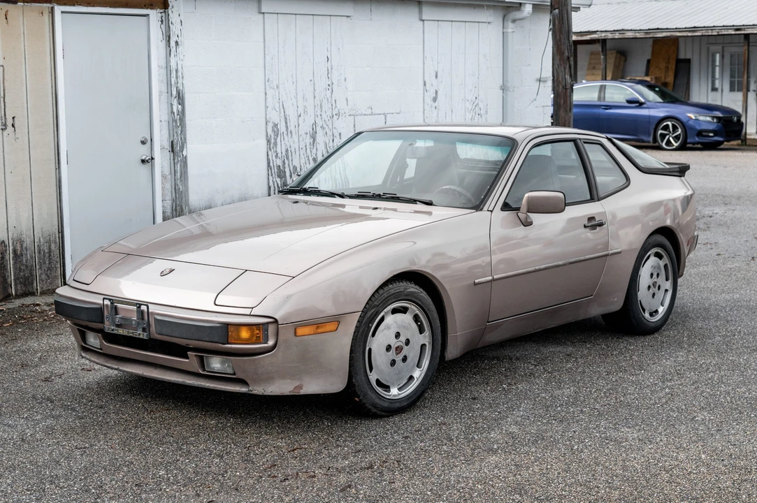1987 Porsche 944 S - Image 2 of 31