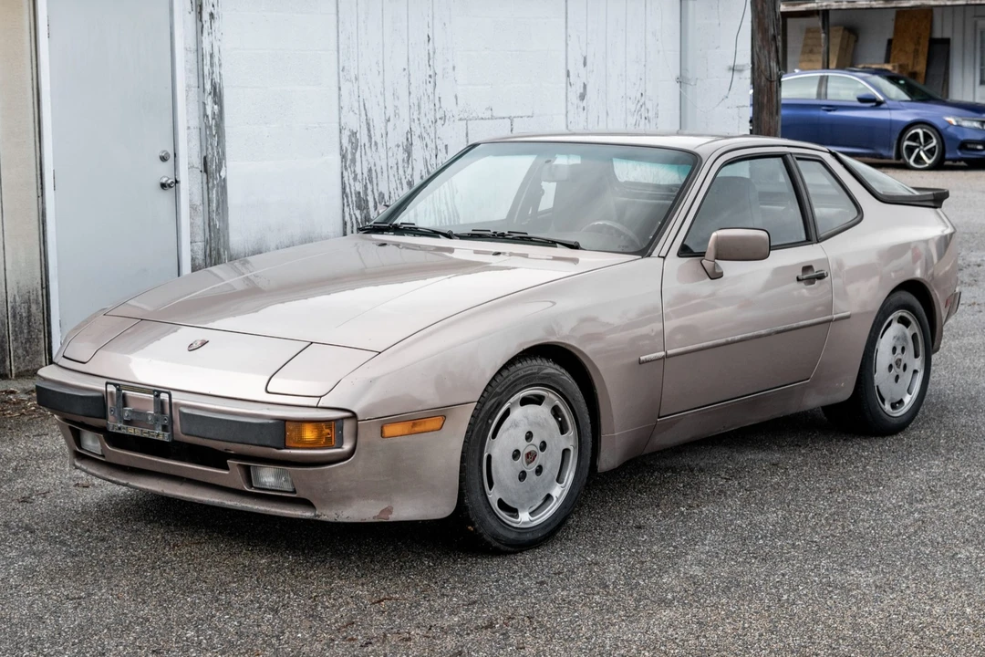 1987 Porsche 944 S - Image 1 of 31