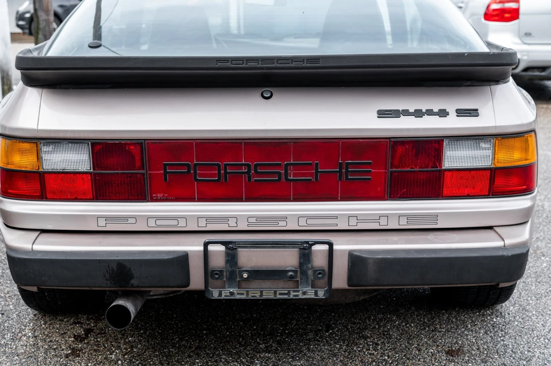 1987 Porsche 944 S - Image 26 of 31