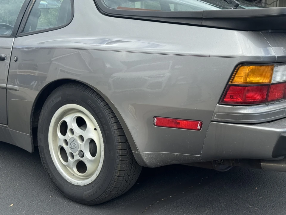 1987 Porsche 944 S - Image 11 of 31