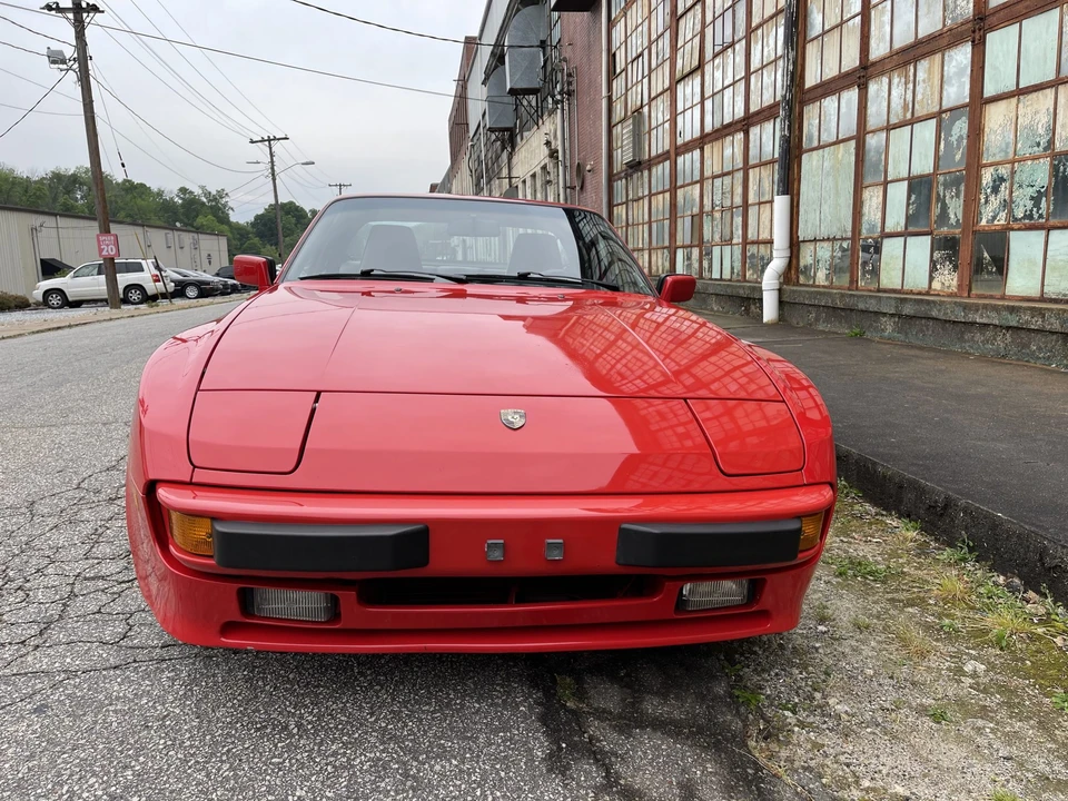 1987 Porsche 944 S - Image 24 of 31