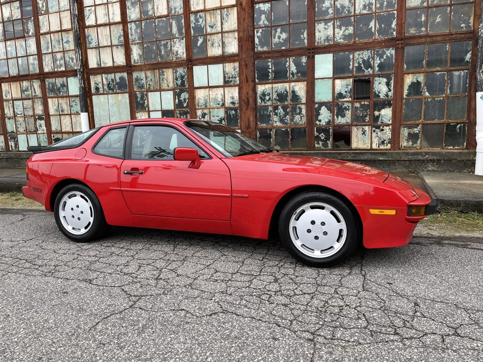 1987 Porsche 944 S - Image 19 of 31