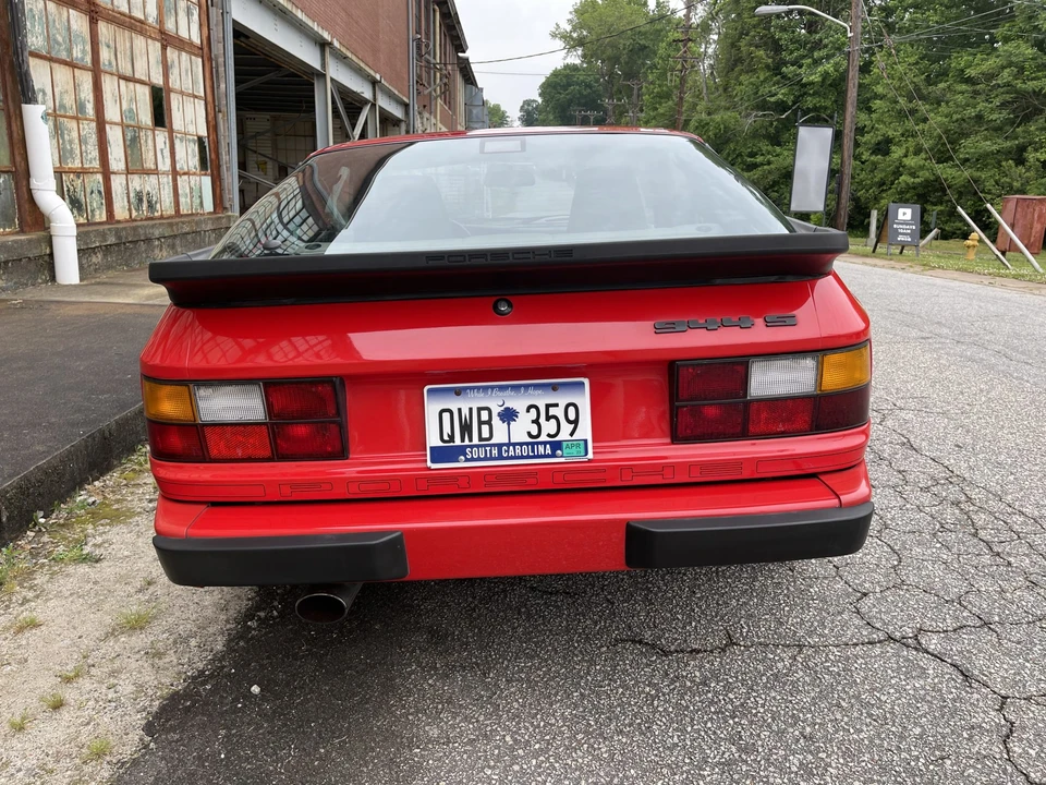 1987 Porsche 944 S - Image 12 of 31