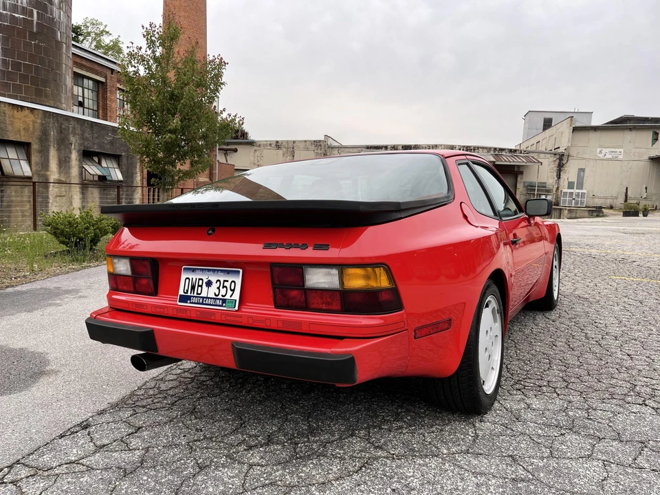 1987 Porsche 944 S - Image 30 of 31