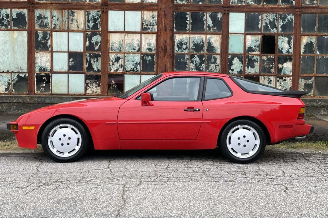 1987 Porsche 944 S - Image 6 of 31