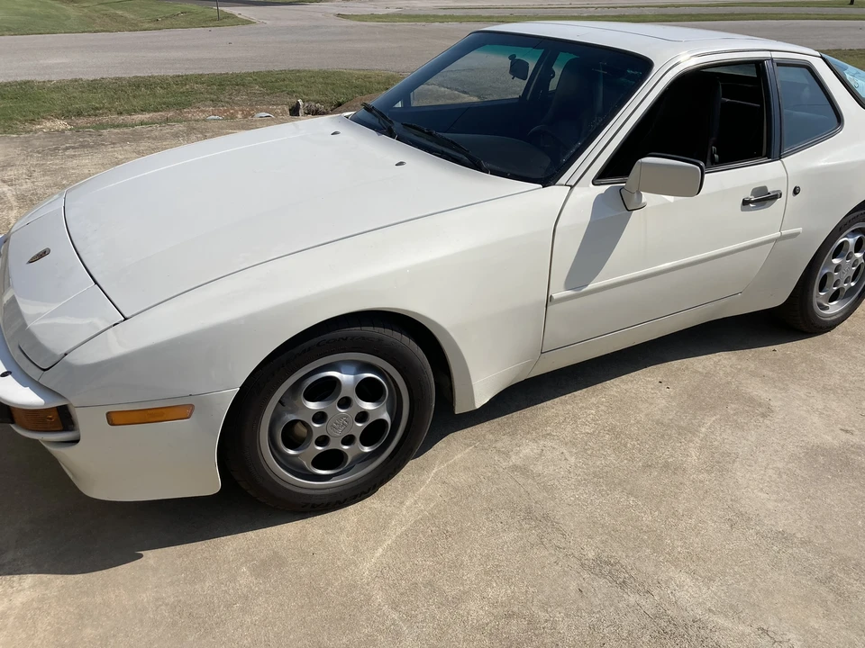 1987 Porsche 944 S - Image 16 of 31