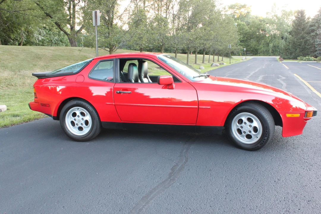 1987 Porsche 944 S - Image 8 of 31