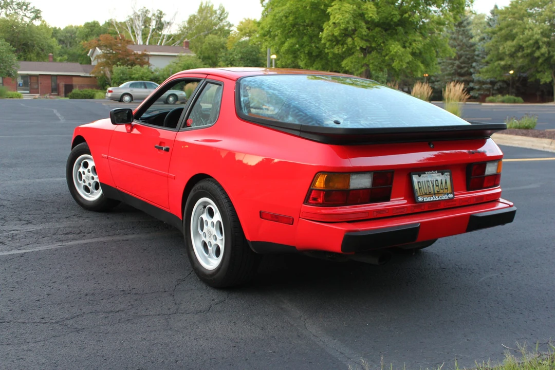 1987 Porsche 944 S - Image 13 of 31