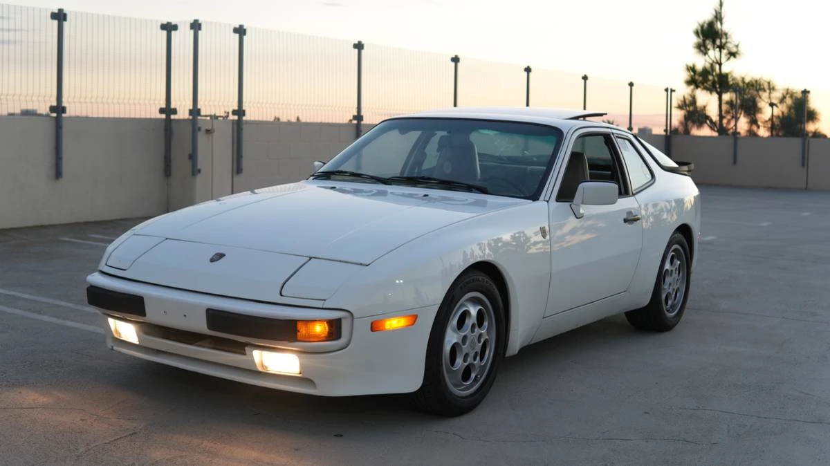 1987 Porsche 944 S - Image 3 of 14